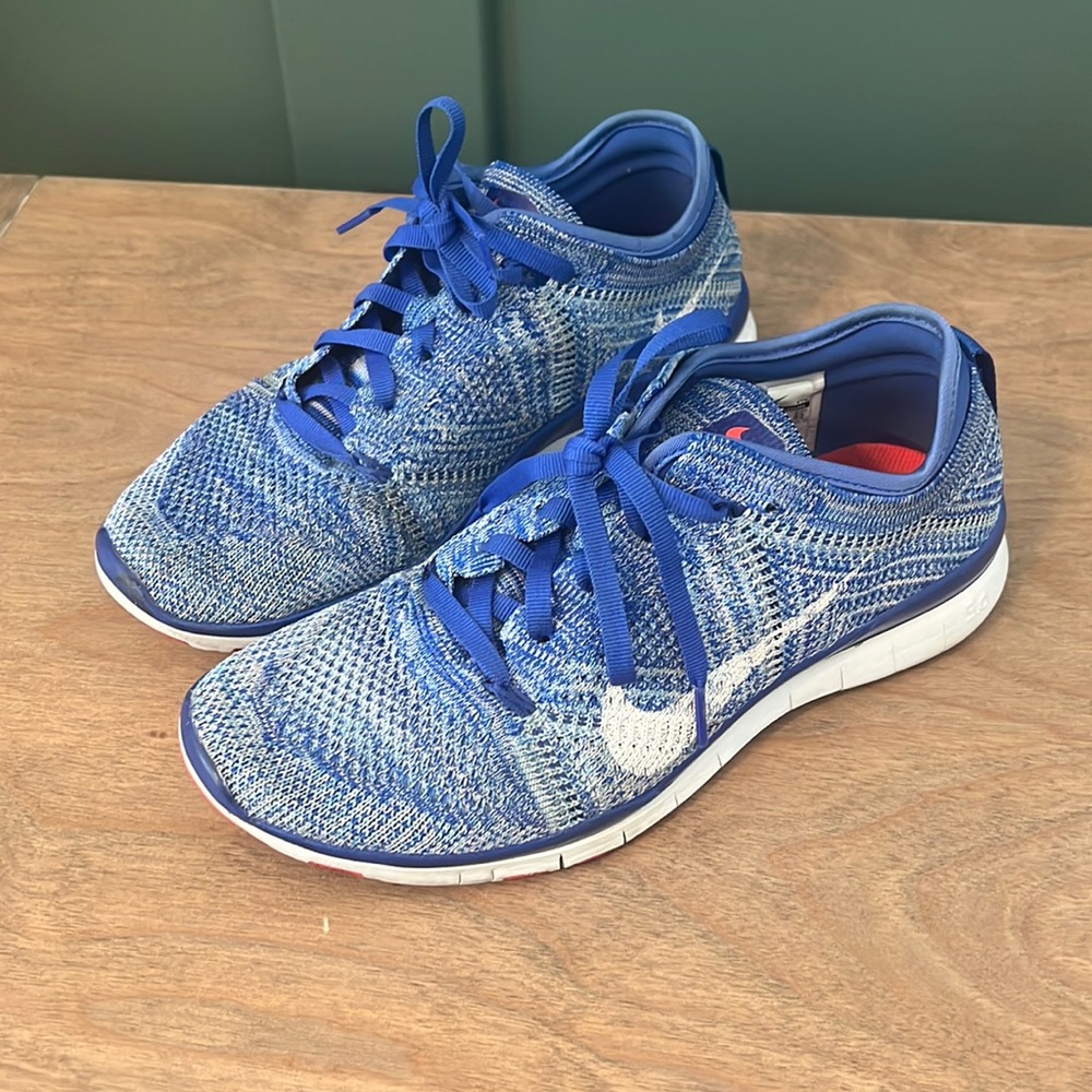 Blue Nike Frees! Only worn once!